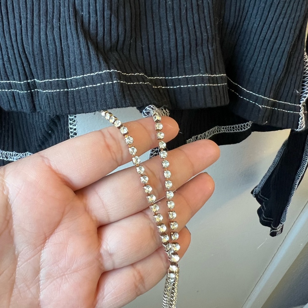 Top - Picture 2 of 4